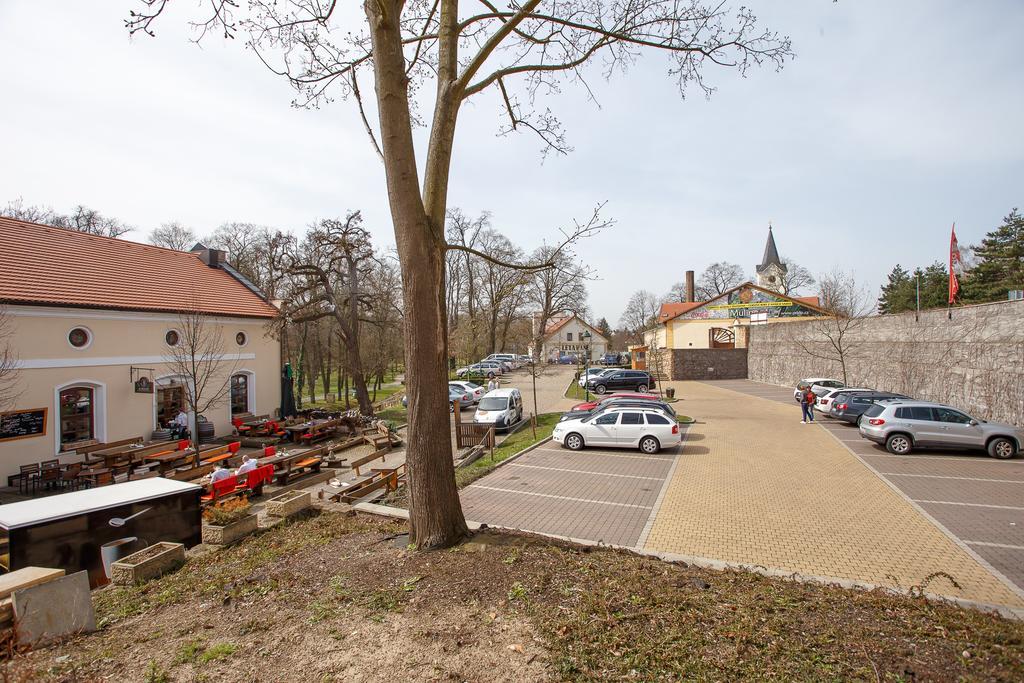 Pension U Hastrmana Hotel Prague Exterior photo