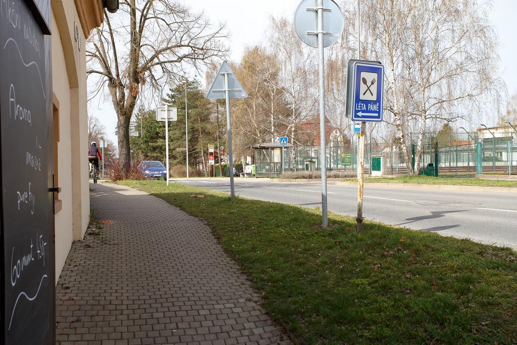 Pension U Hastrmana Hotel Prague Exterior photo